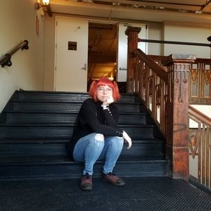 Meet Your Posher, Meegan